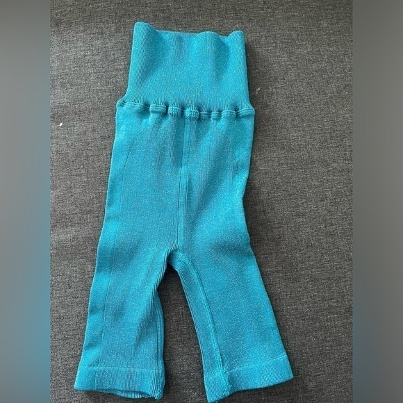 Free People Happiness Runs Lurex shorts - Picture 6 of 9